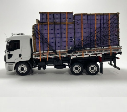 Caminhão Cargo "El Xibica" - Escala 1/24 (Edição Qualificada)